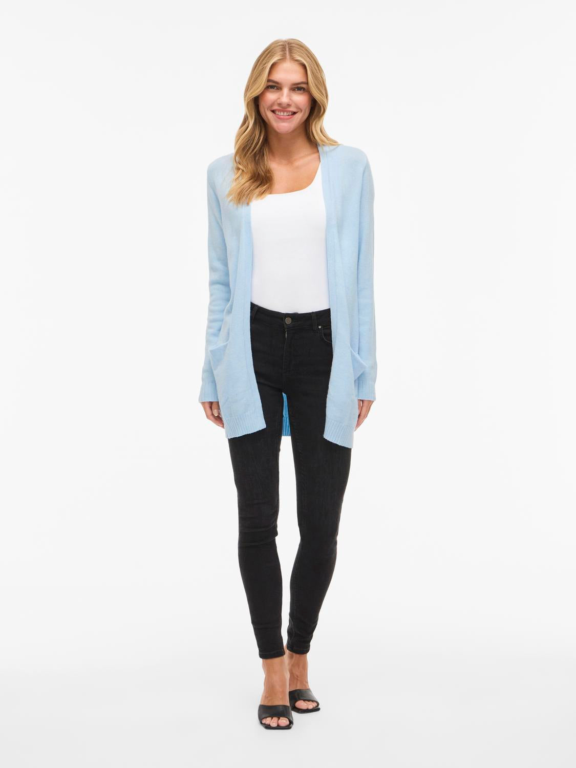 model_shot-front_full